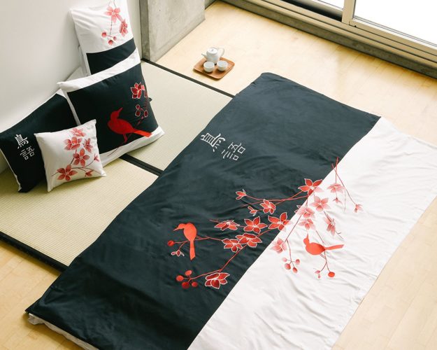 Oriental Comforters Sets Bed in a Bag - Full Queen black and white 3 piece Duvet Cover Set, coverlet comforter 88x92 2 Pillows 20x26