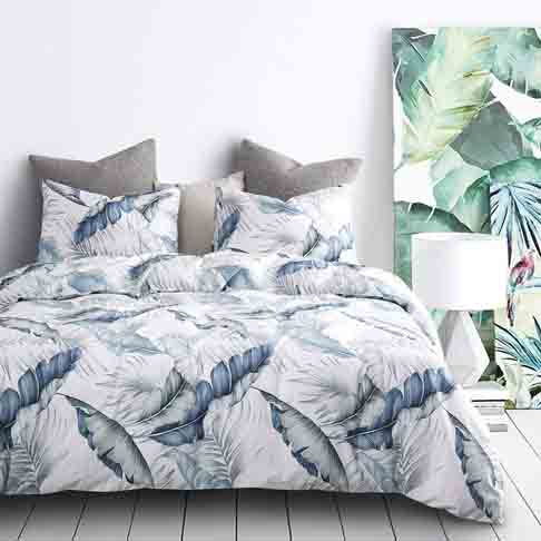 Wake In Cloud - Leaves Duvet Cover Set, 100% Cotton Bedding, Tropical Banana Tree and Palm Tree Leaves Pattern Printed in Blue and Green, with Zipper Closure (3pcs, King Size)