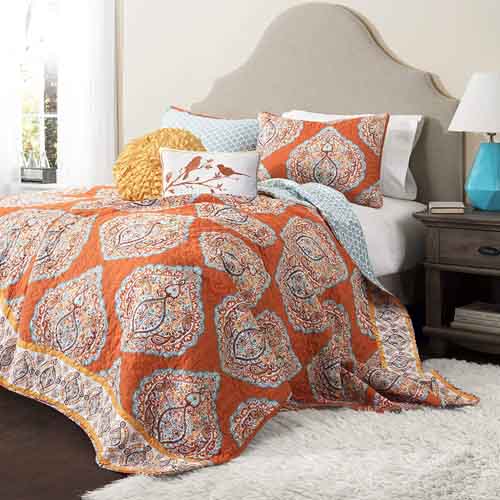 Fall Bedding Sets with Marching Curtains