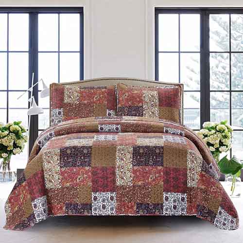 SLPR Red Riches 3-Piece Bedding Quilt Set - King with 2 Shams Summer Lightweight Quilted Bedspread