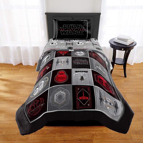 Jay Franco Star Wars Ep 8 Grafix Comforter
